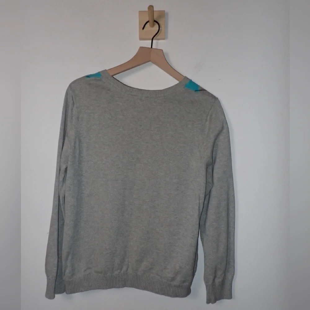 Izod Men's V-Neck Gray Sweater with Turquoise and White Diamond Pattern size XL